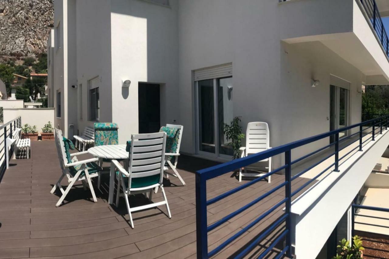 Blu D'Eraclea Apartment Palermo Bagian luar foto